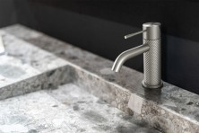 Смеситель для раковины Lotis Santi 1004BN brushed nickel