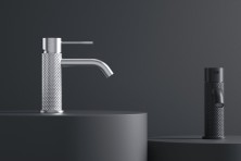 Смеситель для раковины Lotis Santi 1004BN brushed nickel